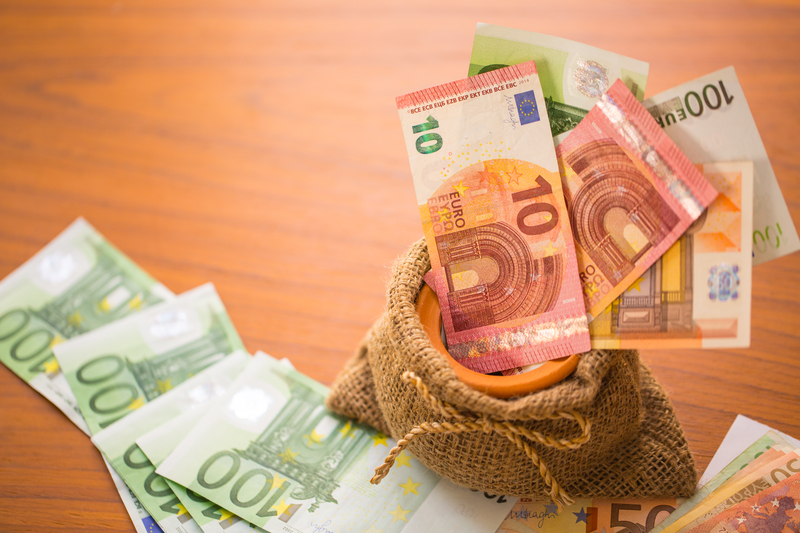 Ρυθμίσεις οφειλών, κατάργηση εισφοράς αλληλεγγύης και άλλες σημαντικές φορολογικές διατάξεις στην τροπολογία που κατατέθηκε στη Βουλή.