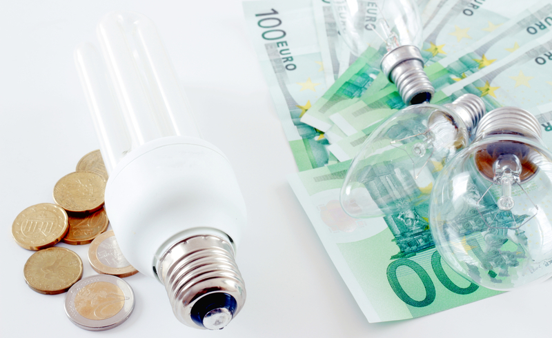 Ηλεκτρική ενέργεια: Στα 39 ευρώ το μήνα η επιδότηση - Μέτρα για τη στήριξη επιχειρήσεων.