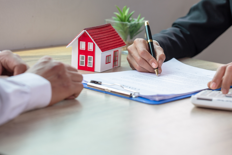 Πλαφόν στις επαγγελματικές μισθώσεις, τροποποιήσεις από 1.1.2022 και πρόστιμο 100 ευρώ.